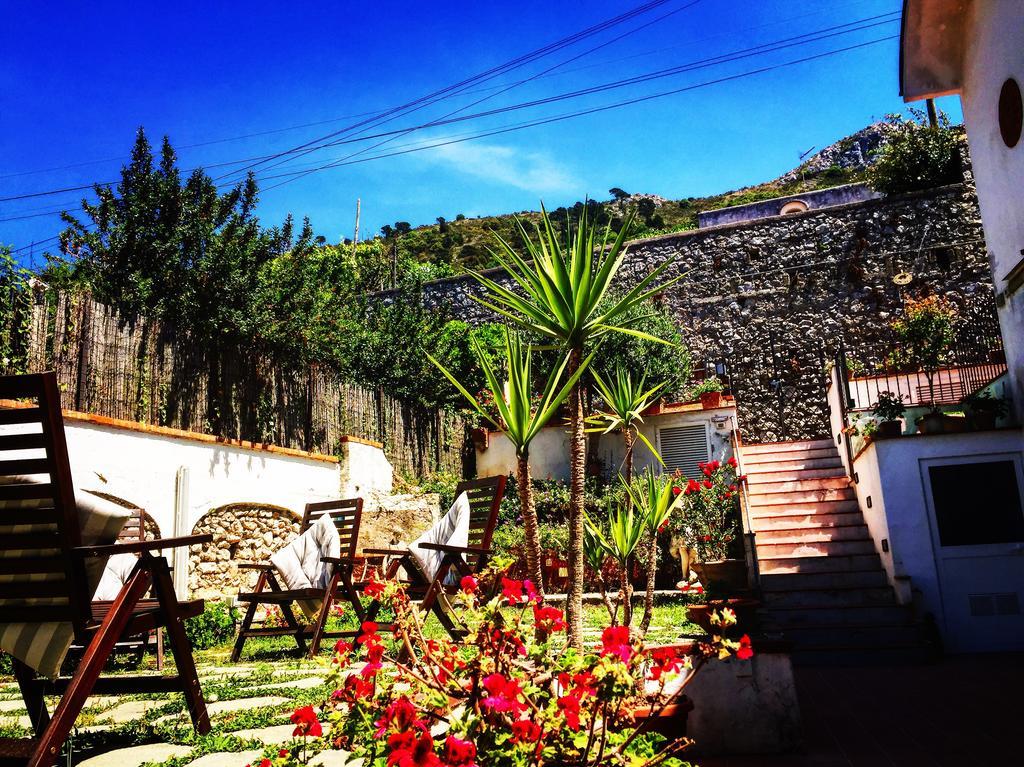 Mediterraneo Bed & Breakfast Anacapri  Exteriör bild
