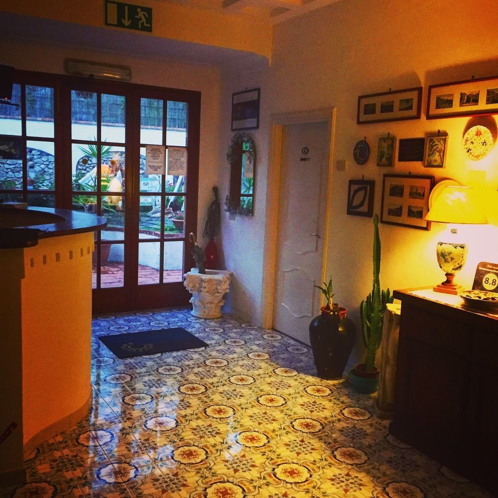 Mediterraneo Bed & Breakfast Anacapri  Exteriör bild
