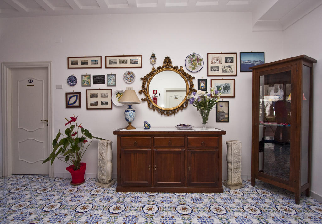 Mediterraneo Bed & Breakfast Anacapri  Exteriör bild