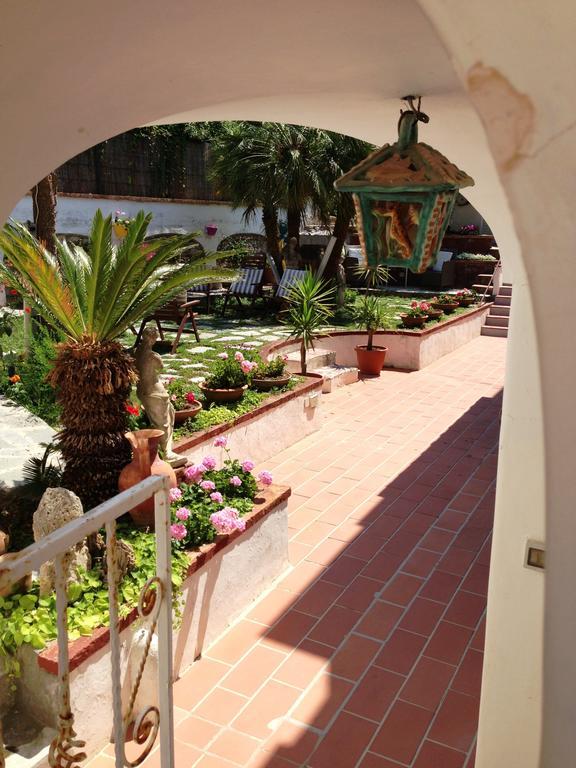 Mediterraneo Bed & Breakfast Anacapri  Exteriör bild